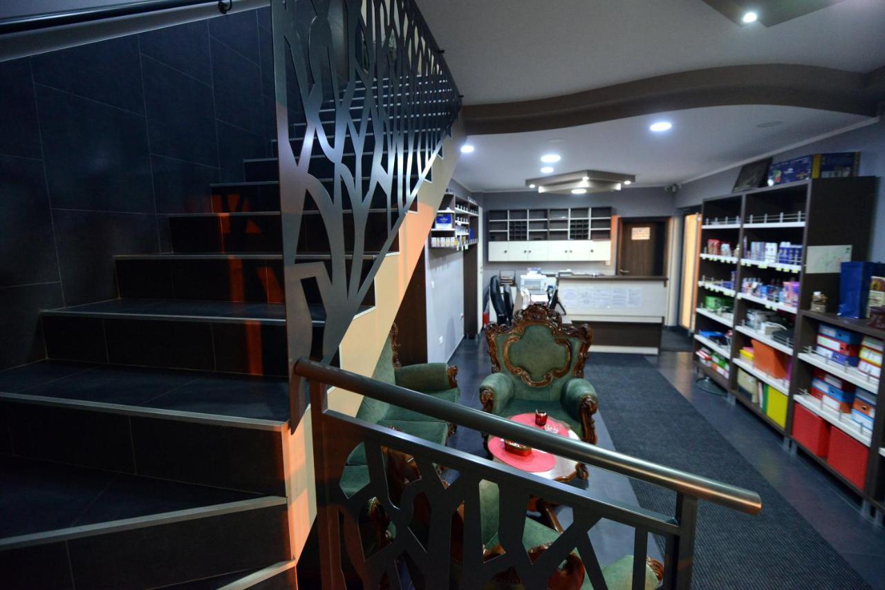 Garni Hotel Kaca Kragujevac Dış mekan fotoğraf