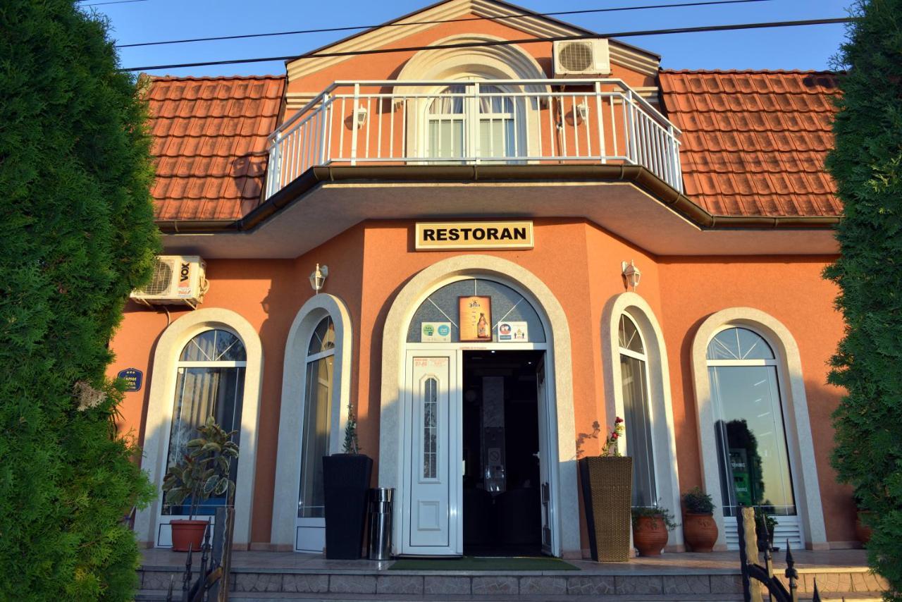 Garni Hotel Kaca Kragujevac Dış mekan fotoğraf